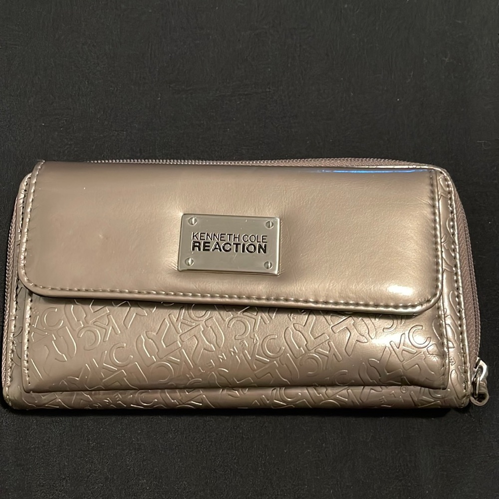 Kennith Coke Reaction wallet